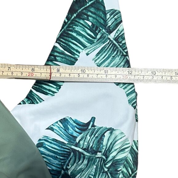 SweatyRocks Tropical Leaf One Piece Swimsuit Size M Wrap Front Tie Waist Resort - Picture 7 of 7